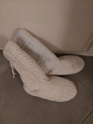 Gap slipper boots used, white, size 39