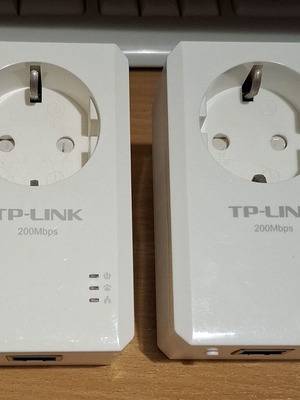 TP-LINK TL-PA2010P AV200 Powerline σετ δύο τεμαχίων, σαν καινούργιο