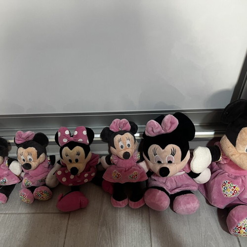 Minnie plush toys like new, set of 6