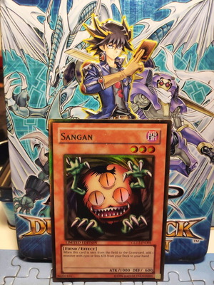 Sangan GLD2-EN001 κάρτα μεταχειρισμένη Yu-Gi-Oh!