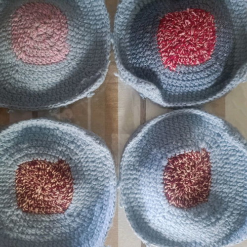 Knitted motifs new, 9 pieces 22cm x 22cm wool with crochet hook
