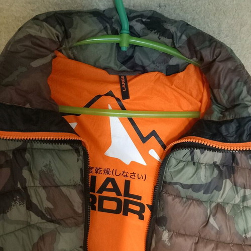 Superdry men's jacket large, like new, multicolor