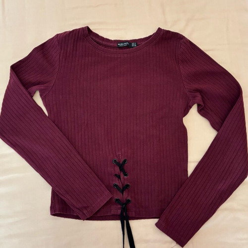 Bershka T-shirts 2 like new, size S, beige and red