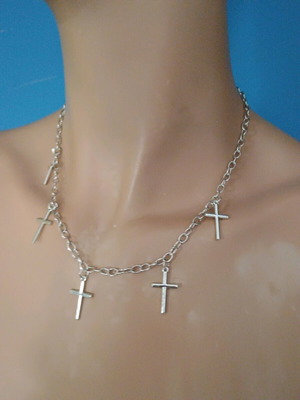 Personalized necklace with Christian cross design new, silver