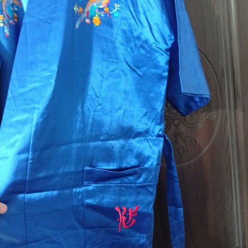Vintage kimono robe 90s electric blue with embroidery like new
