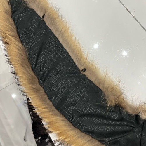 Fur women's raccoon collar new, brown, length 120 cm