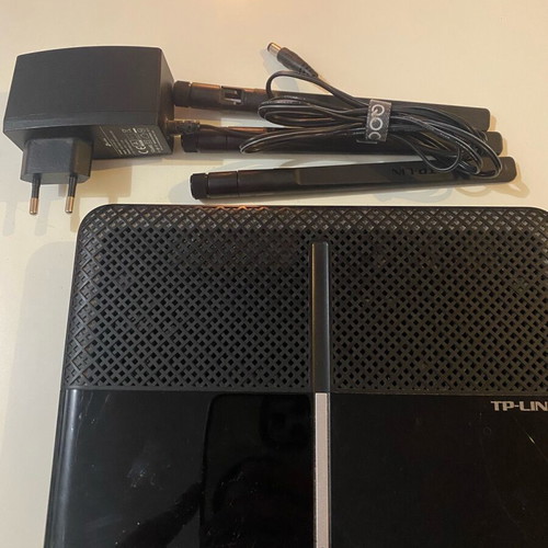 Tp Link VR600 v.1 modem/router used, excellent condition without box
