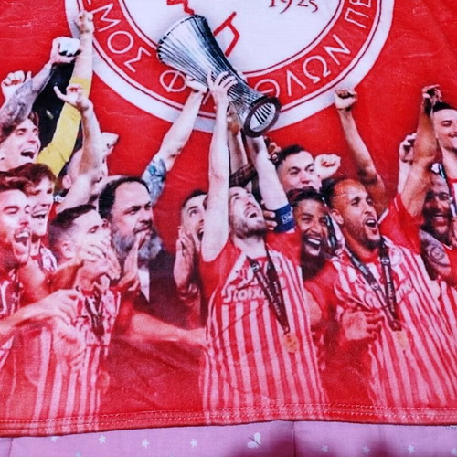 Olympiacos fleece blanket new with Conference League 2024 award design
