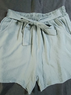 Women's summer shorts like new, loose fit, mint green
