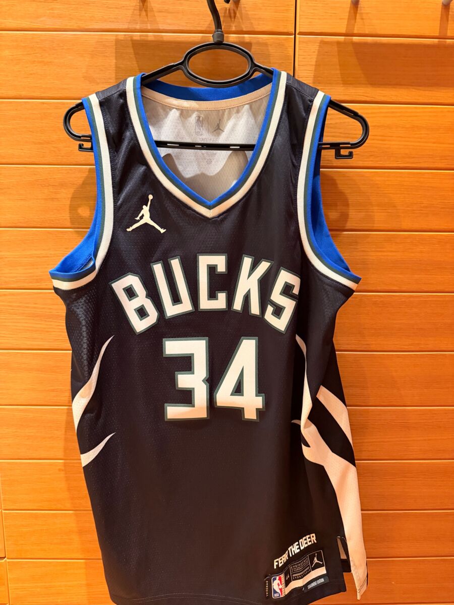 Jordan Nike NBA Bucks #34 Antetokounmpo… - € 50,00 - Vendora.cy