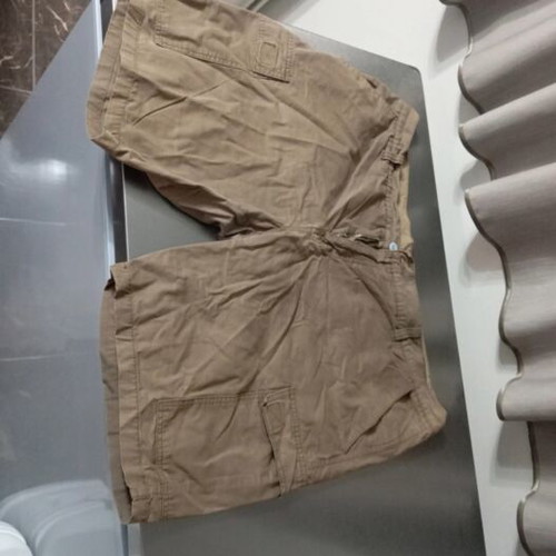Men's Bermuda shorts used, camel color size XXL