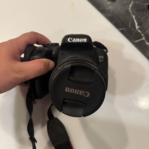 Canon EOS 800D camera like new with 18-55mm and 50mm lenses