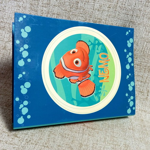 Nemo Disney Pixar vintage school folders, pack of 2