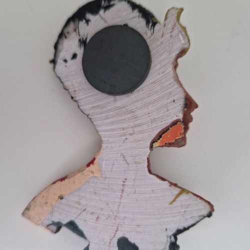 Egyptian magnet like new, approx. 9 x 6 cm