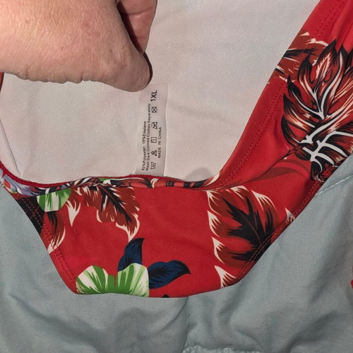 Red bikini like new, tropical theme, size XL