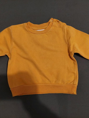 Baby cotton sweatshirts like new