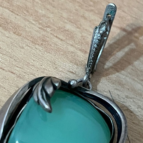 Silver ring and earrings set with green chalcedony like new