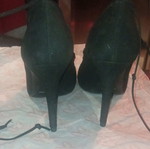 LEATHER CASTOR HEELS