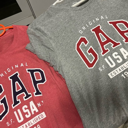 Gap short-sleeve shirts used, pack of 2, size M
