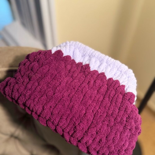 Reverse puffy bag handmade, new, purple - lilac, medium size