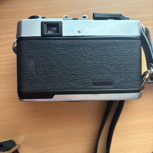 Fujica GA 35mm vintage film camera with leather case and strap