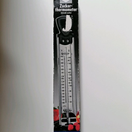 Kuchenprofi thermometer used
