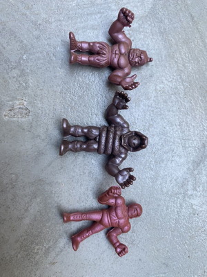 El Greco alien figures