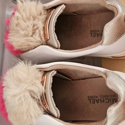 Michael Kors shoes like new, size 27