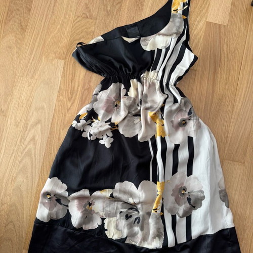 Coconuda dress like new, size L, black and white