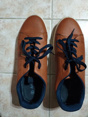 Ανδρικά sneakers Antonio Donati νούμερο 44, σαν καινούρια, καφέ