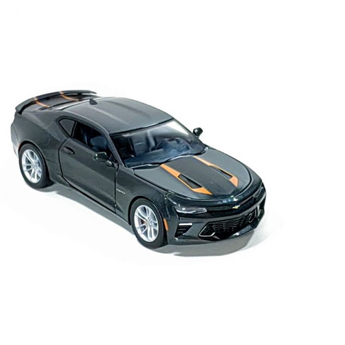 Chevrolet Camaro SS 50th Anniversary Edition 1:24 diecast car new