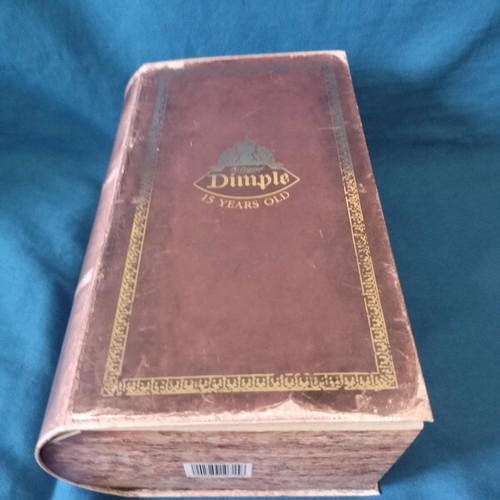 Dimple 15 Deluxe Scotch whisky with collectible book-shaped case new