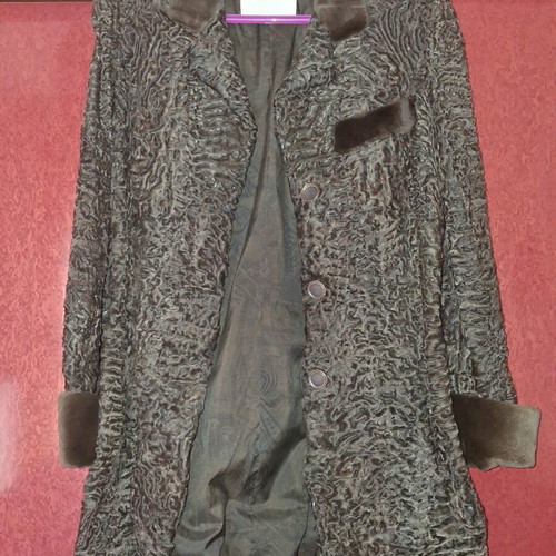Marc Jacobs vintage fur like new, medium half coat brown