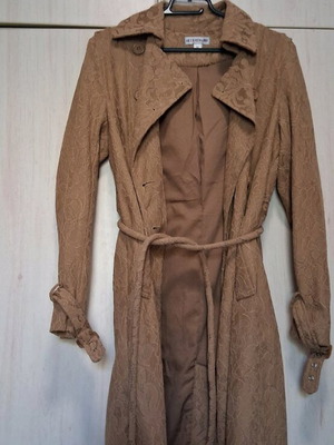 Lace trench coat medium size M like new beige