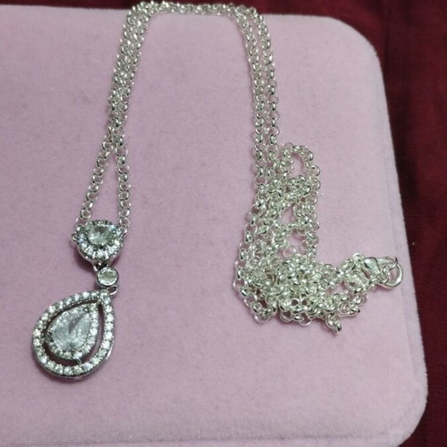 Silver chain with pendant tear drop new