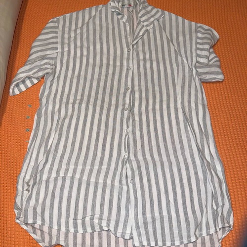 Women's short-sleeve shirt like new, size L