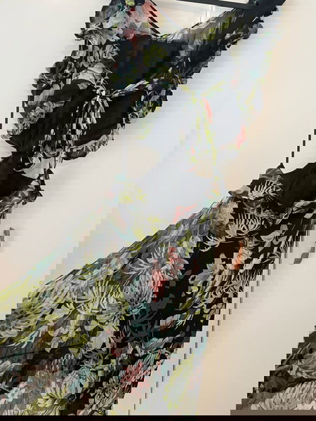 φόρεμα Guess