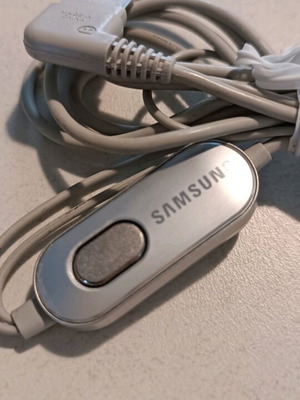 Samsung earbuds like new