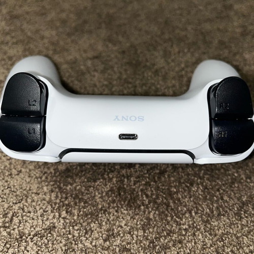 PS5 controller used v3 version in excellent condition