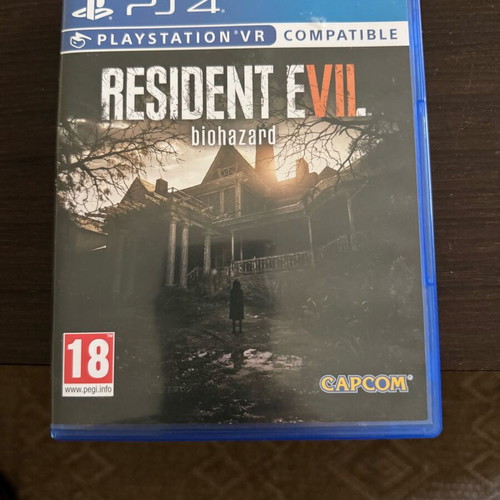 Resident Evil 7: Biohazard PS4 like new, VR compatible