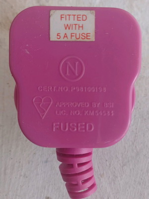 American power plug new with 5 Amp fuse