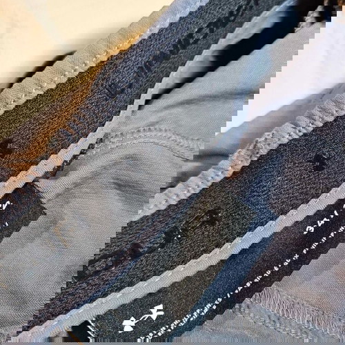 Αυθεντικό Under Armour ανδρικό παντελόνι, μέγεθος M.