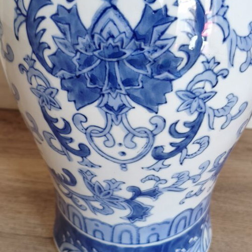 Large porcelain vase like new, height 45 cm