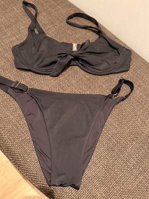 Yamamay Black Adjustable Swimsuit like new, top 75C, bottom M/L
