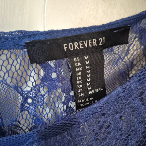 Forever 21 blouse size M like new, blue