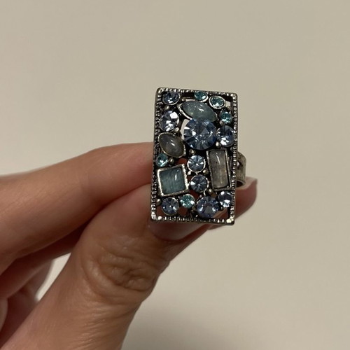 Set of 7 rings used with adjustable clasp