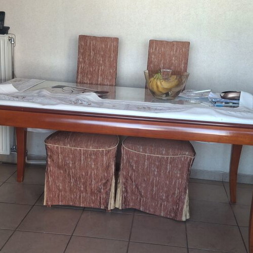 Dining table like new, solid cherry wood, 1.65×0.87 closed, 2.50 open
