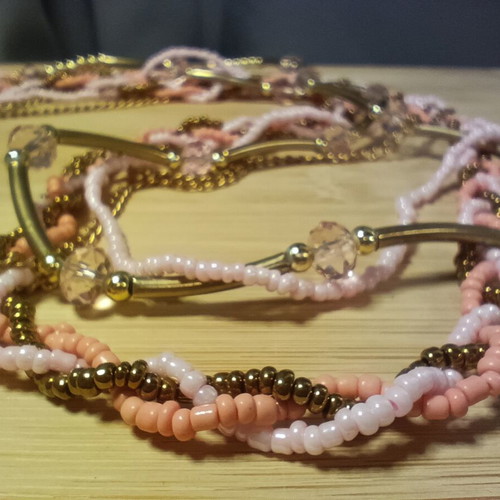 Long pink necklace with mixed chains
