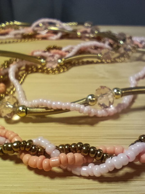 Long pink necklace with mixed chains