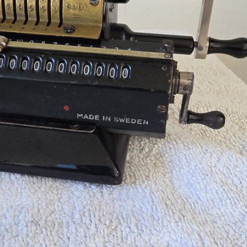 Odhner Swedish calculator used, circa 1950, heavy 6 kg